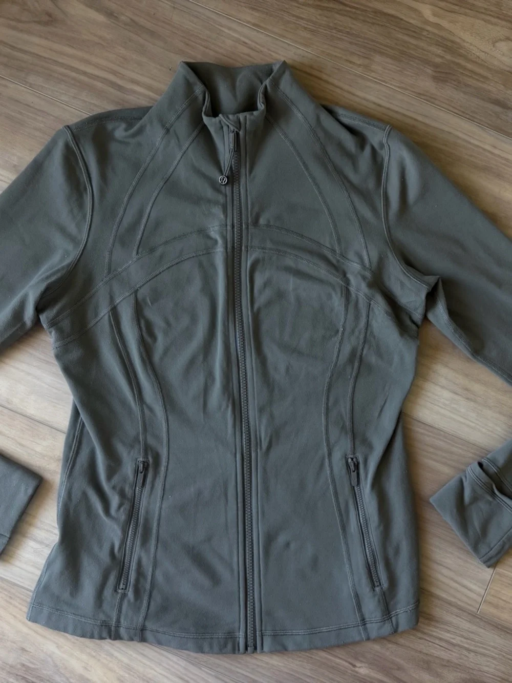 lululemon Define Jacket- Nomad Olive Green Jacket - Picture 4 of 5